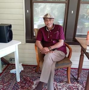 Meet your Posher, Harold